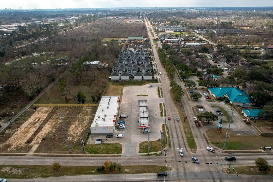 More Photos Of 1183 W Tidwell Rd, Houston Storefront For Lease