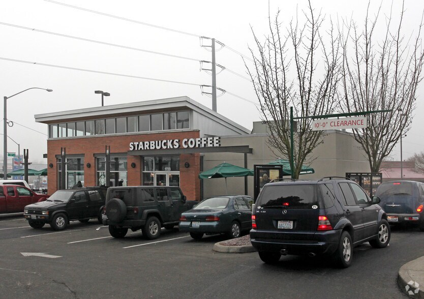 More Photos Of 1901-1913 S 72nd St, Tacoma Unknown For Lease