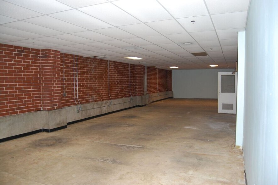 More Photos Of 1269 Pryor Rd, Atlanta Distribution For Lease