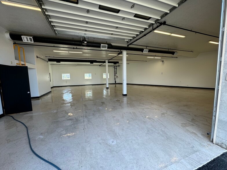 More Photos Of 4612 W 7000 S, West Jordan Self Storage For Lease