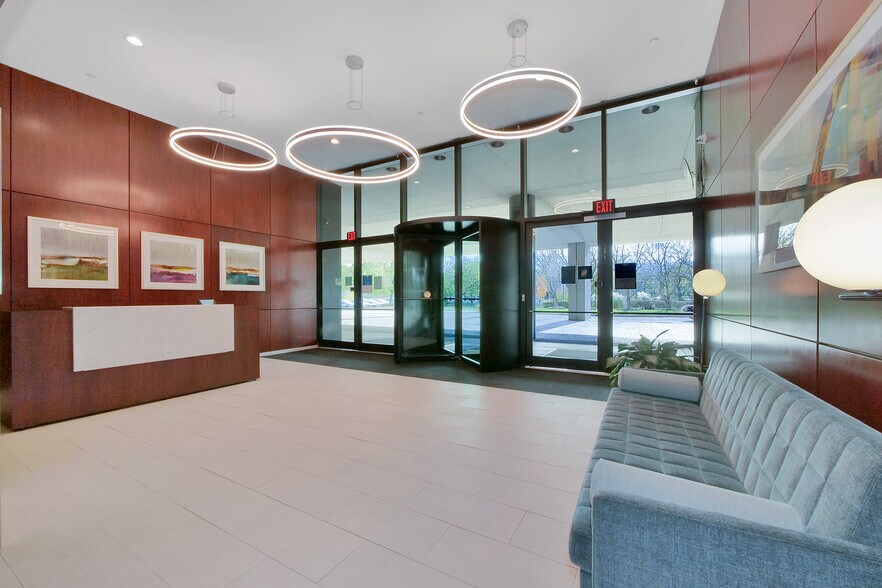 More Photos Of 45 Eisenhower Dr, Paramus Medical For Lease