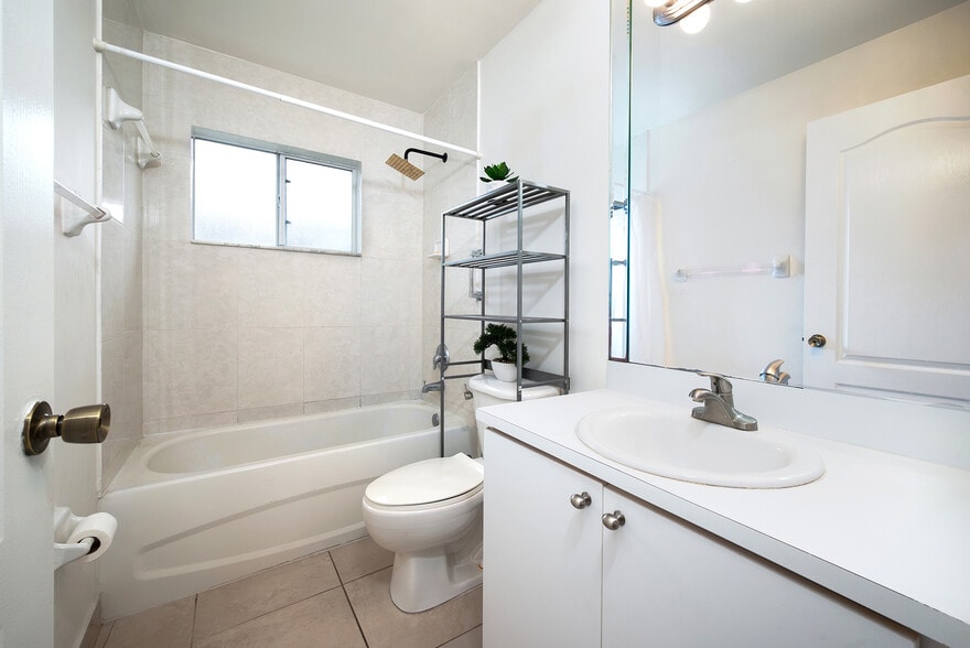 More Photos Of 2275 SW 61st Ave, Miami Apartments For Sale