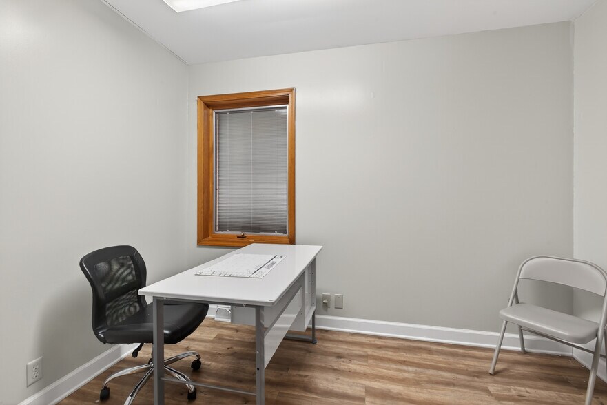 More Photos Of 1200 S Woodland Ave, Michigan City Office For Sale