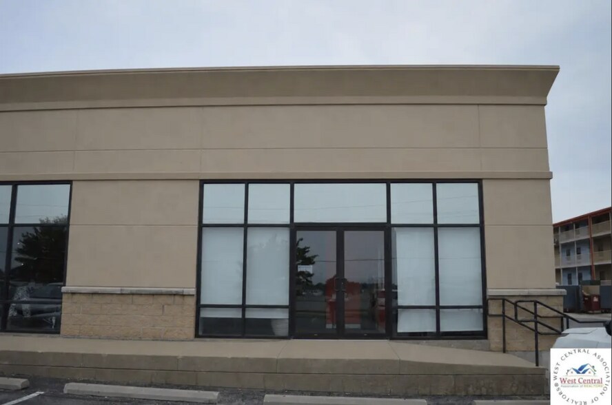 Primary Photo Of 762 Winchester Dr, Sedalia Office For Lease