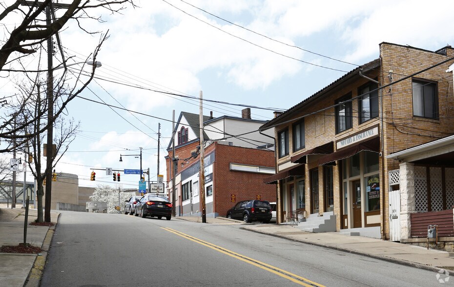 More Photos Of 3856 Baytree St, Pittsburgh Office Residential For Lease
