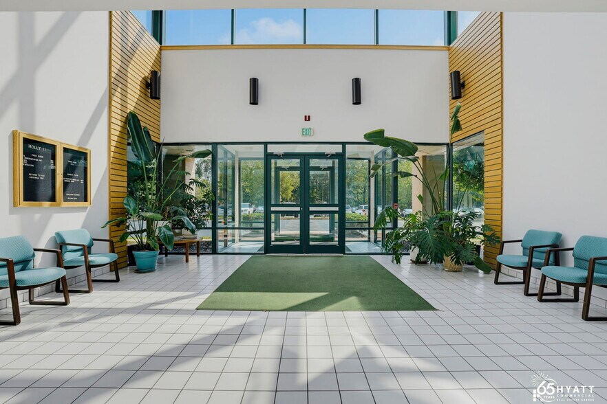 More Photos Of 44426 Wildwood Tech Pky, California Business Park For Lease