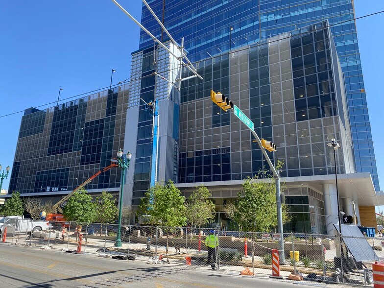 More Photos Of 601 N Mesa St, El Paso Office For Lease
