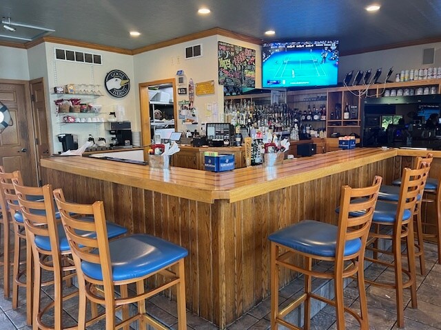 More Photos Of 406 9th St NE, Waseca Restaurant For Sale