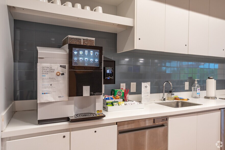 More Photos Of 2530 Meridian Pky, Durham Coworking Space