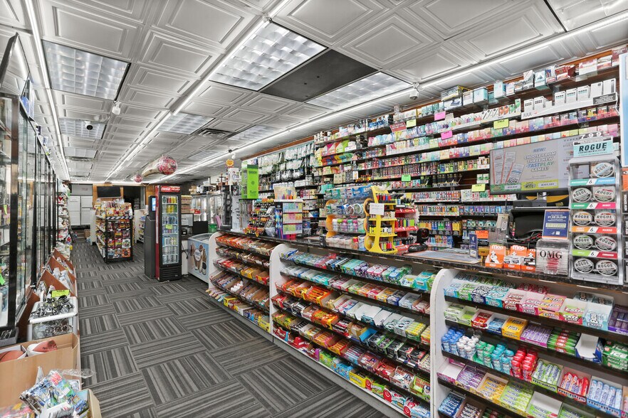 More Photos Of 345 Greenwich Ave, Greenwich Office For Sale