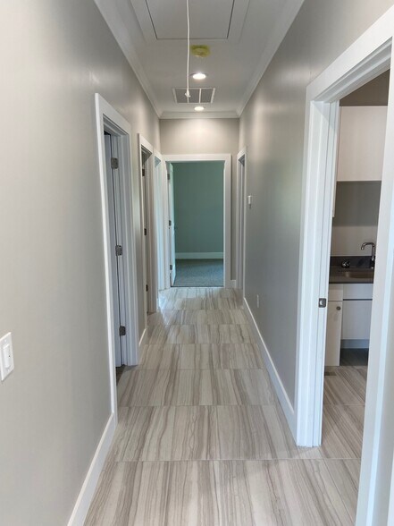 More Photos Of 1908 Yaupon Trl, Cedar Park Loft Creative Space For Sale