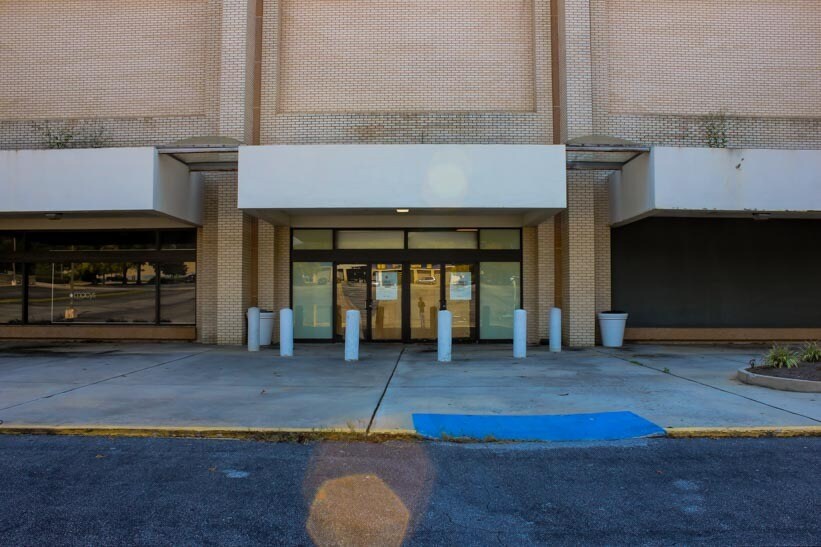 More Photos Of 2731 Candler Rd, Decatur General Retail For Lease
