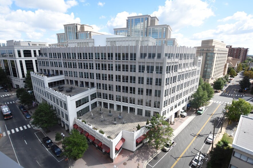 More Photos Of 2300 Wilson Blvd, Arlington Office For Lease