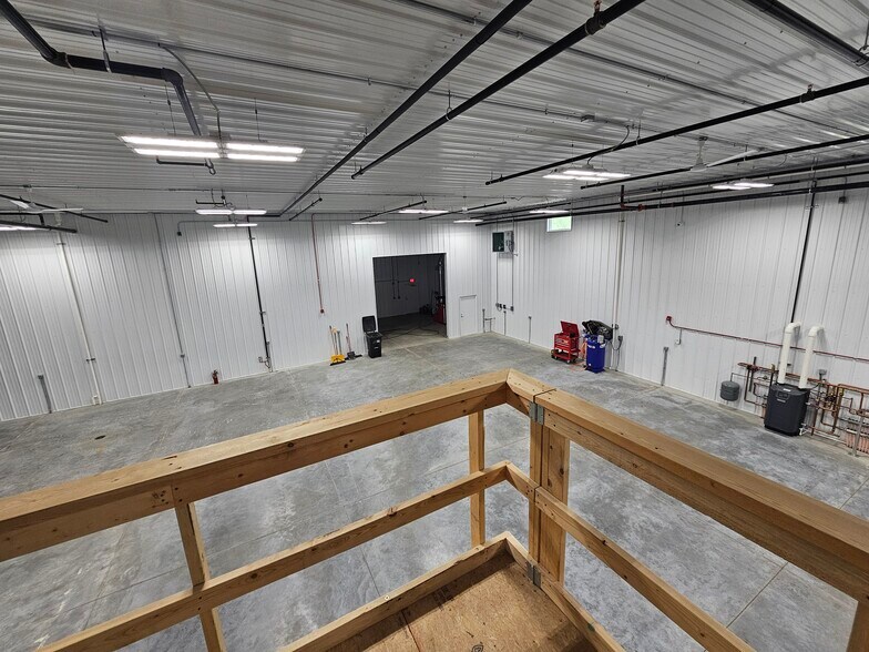 More Photos Of 26336 S Heritage Dr, Elwood Warehouse For Sale