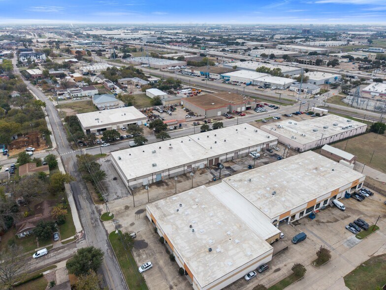 More Photos Of 2435 Squire Pl, Farmers Branch Light Manufacturing For Lease