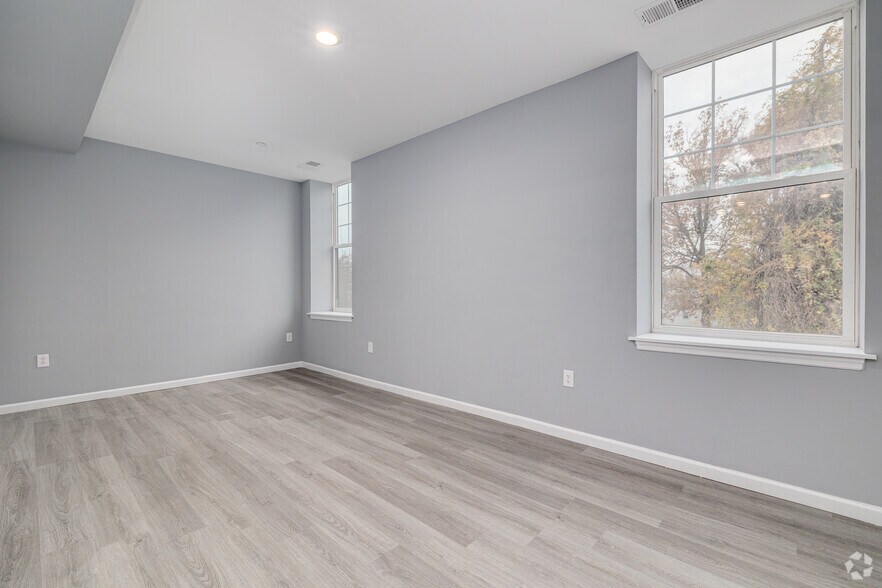 More Photos Of 99 N White Horse Pike, Somerdale Apartments For Sale
