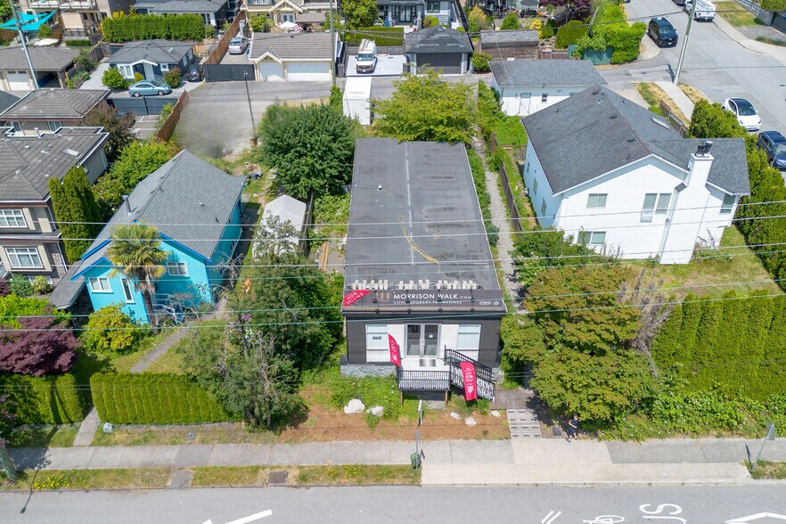 Primary Photo Of 658 E 3rd St, North Vancouver Land For Sale