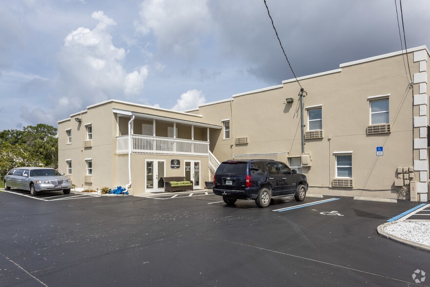 More Photos Of 207 Cross St, Punta Gorda Office For Sale