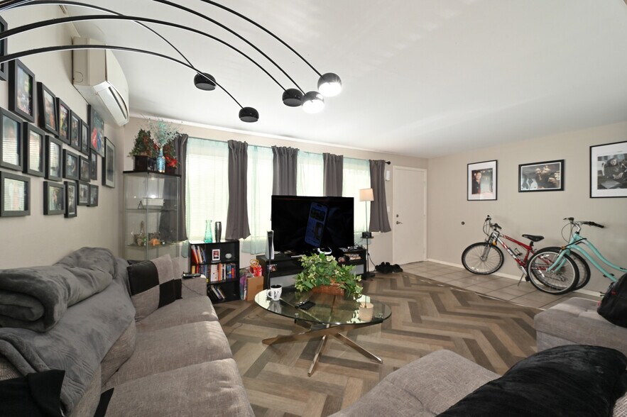 More Photos Of 8340 Rainier Ave S, Seattle Multifamily For Sale