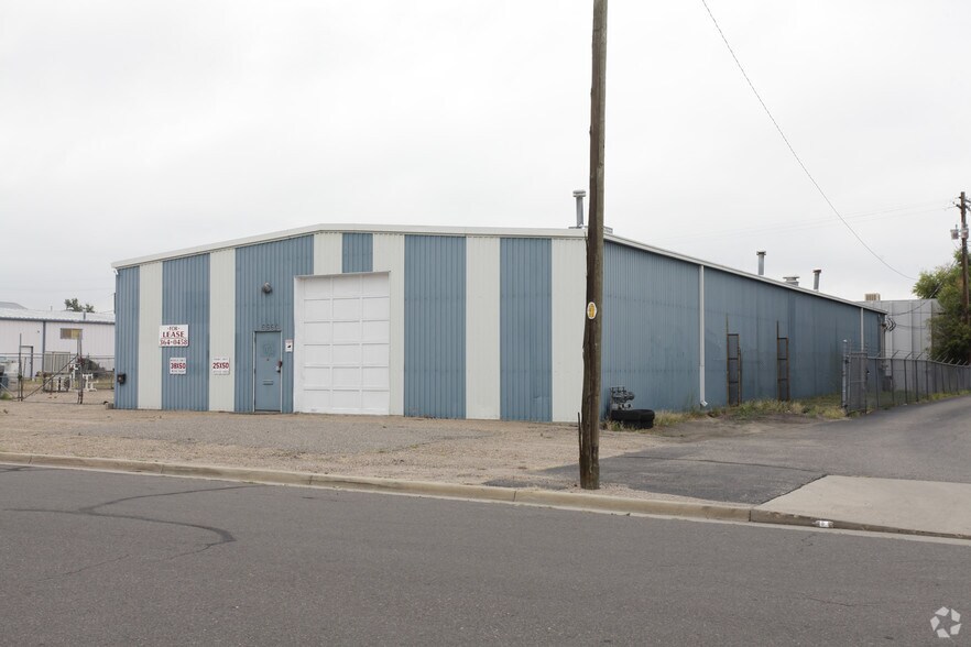More Photos Of 3203-3223 Oakland St, Aurora Industrial For Sale