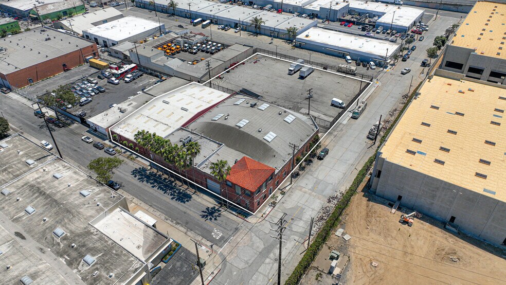 More Photos Of 828 Cowles St, Long Beach Warehouse For Sale