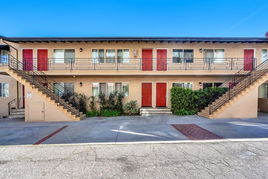 More Photos Of 1519 Armacost Ave, Los Angeles Apartments For Sale
