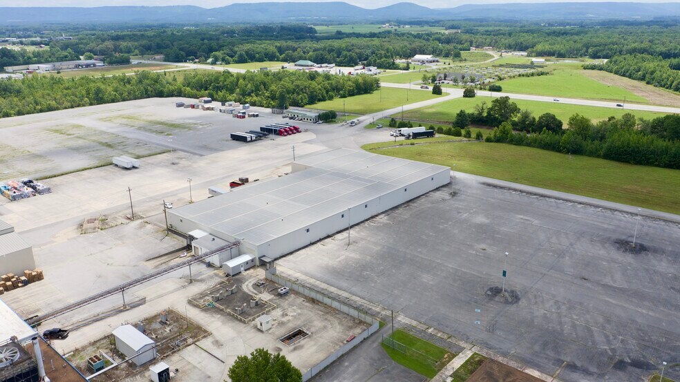 More Photos Of 200 Carrier Dr, Morrison Warehouse For Lease