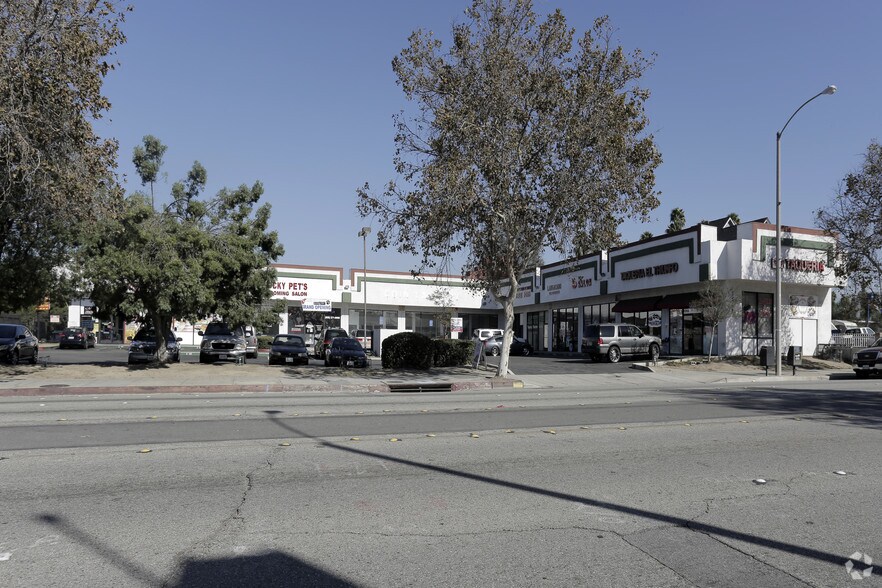More Photos Of 1565 Holt Ave, Pomona Unknown For Lease