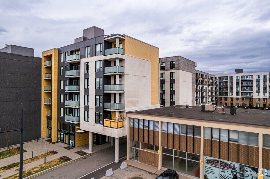 Primary Photo Of 6654-6722 Rue Sherbrooke E, Montréal Apartments For Lease