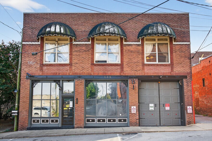 Primary Photo Of 109 7th Ave E, Springfield Flex For Sale