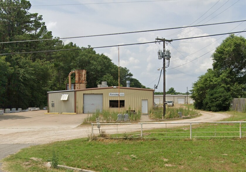 Primary Photo Of 18879 State Highway 64, Canton Warehouse For Lease