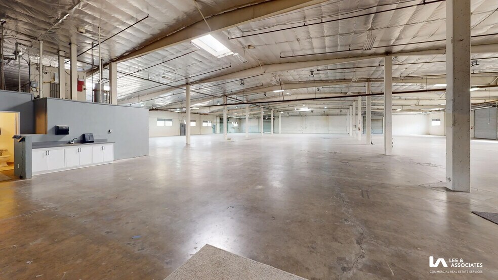More Photos Of 16400 Garfield Ave, Paramount Warehouse For Lease