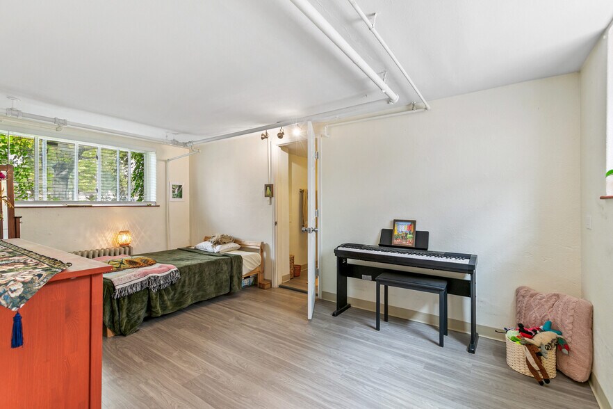 More Photos Of 1195 Birch St, Denver Apartments For Sale