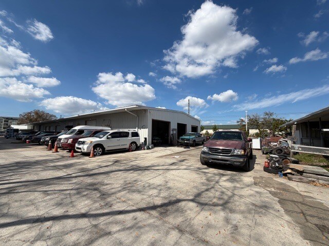 More Photos Of , Largo Unknown For Sale