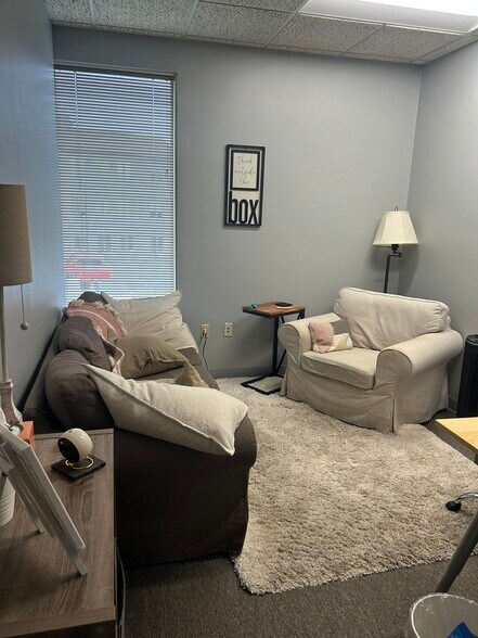 More Photos Of 101 Bradford Rd, Wexford Medical For Lease