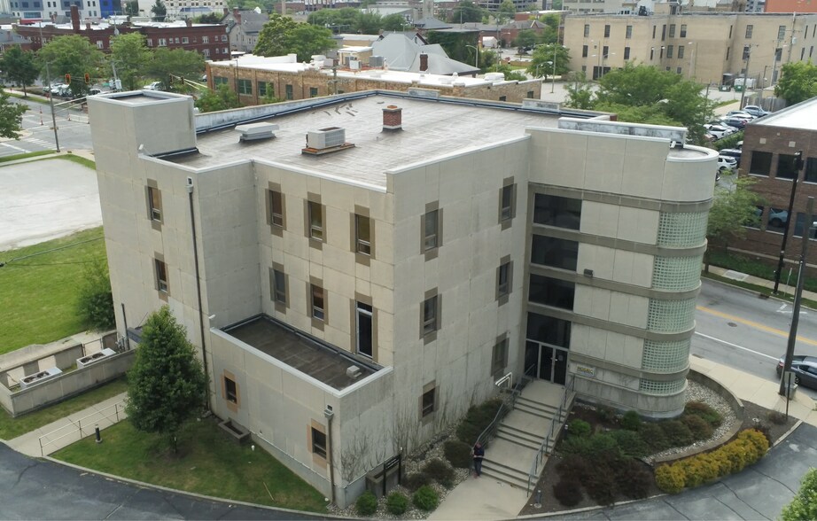 More Photos Of 709 Clay St, Fort Wayne Office Residential For Sale