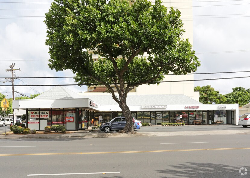 More Photos Of 340 Kuulei Rd, Kailua Freestanding For Lease