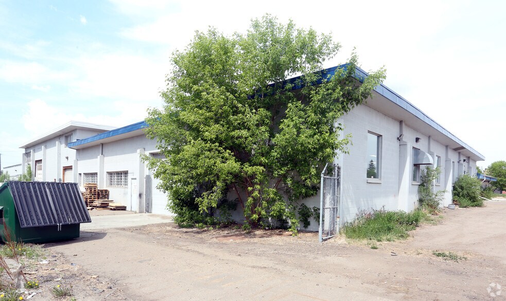 More Photos Of 11755 108th Ave NW, Edmonton Service For Sale