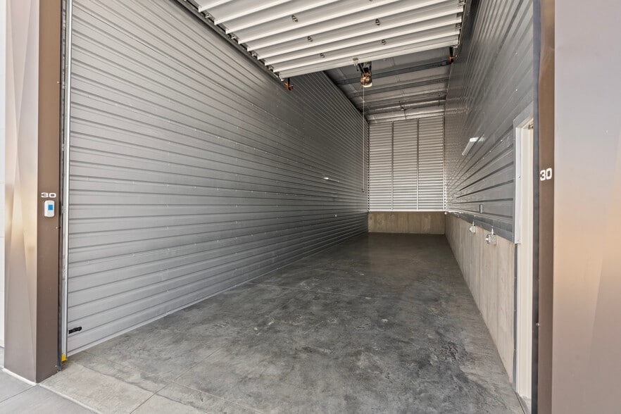 More Photos Of 6370 N Virginia St, Reno Self Storage For Sale