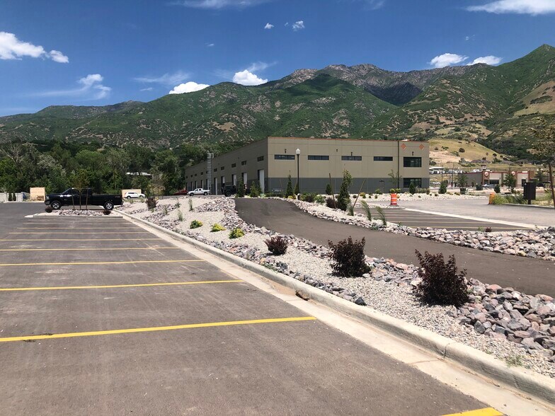 More Photos Of 2452 E 6700 S, Uintah Industrial For Lease