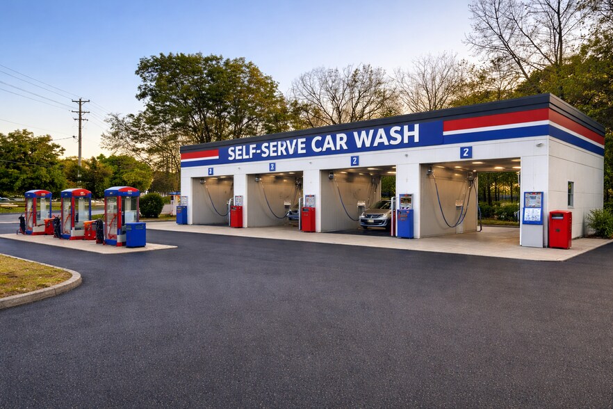 More Photos Of 6N592 Route 25, Saint Charles Freestanding For Sale