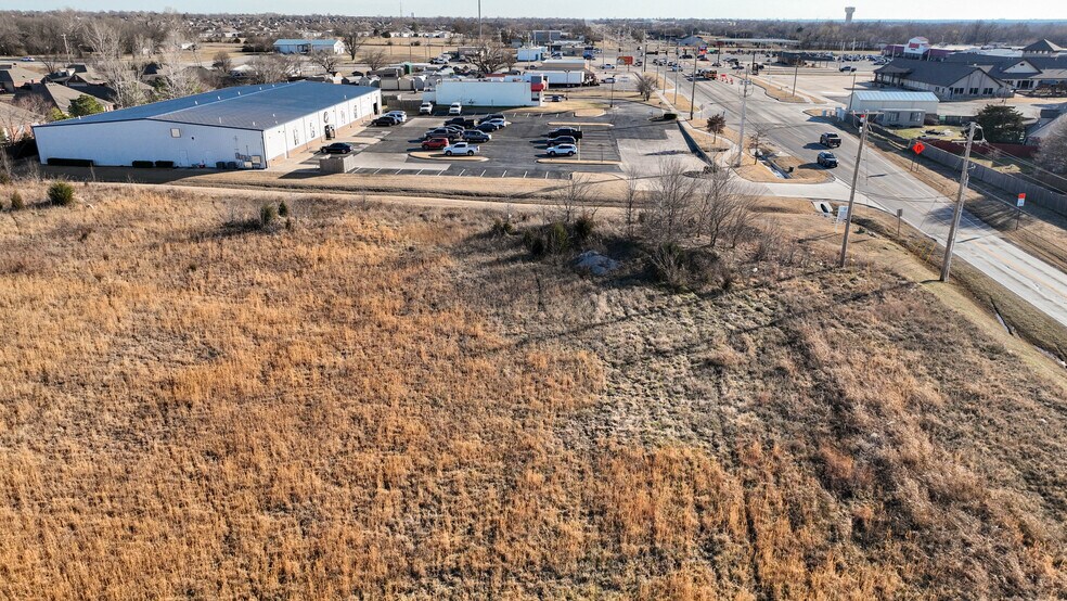More Photos Of 11695 N Garnett Rd, Collinsville Land For Sale