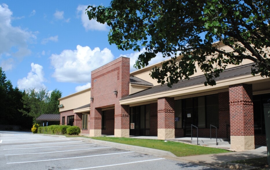 More Photos Of 1970 Riverside Pky, Lawrenceville Medical For Sale