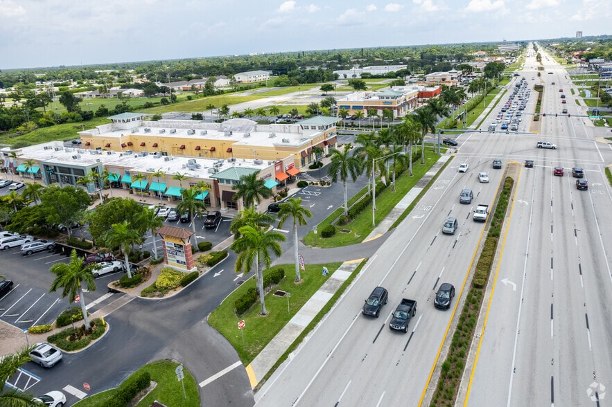 More Photos Of 11601-11609 S Cleveland Ave, Fort Myers Unknown For Lease