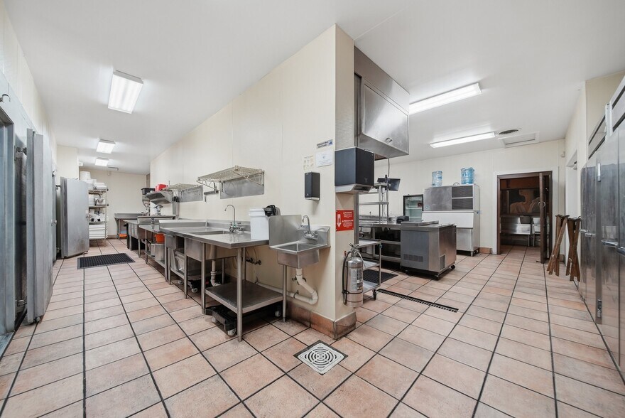 More Photos Of 2289 Saint Paul's Church Rd, Newton Restaurant For Sale