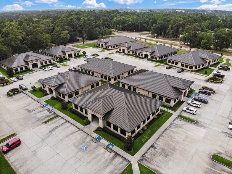 More Photos Of 19701 Kingwood Dr, Kingwood Medical For Sale