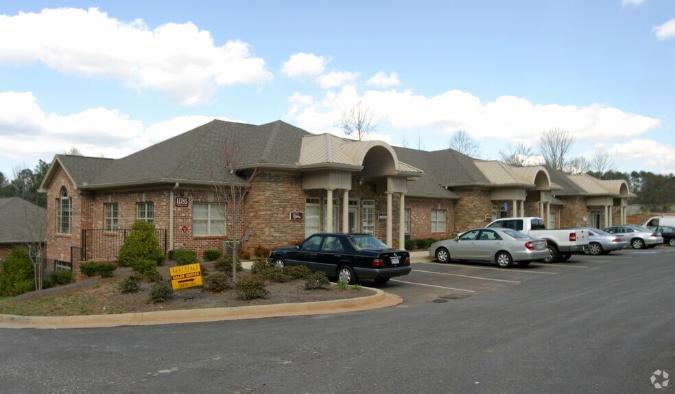 More Photos Of 11785 Northfall Ln, Alpharetta Medical For Sale