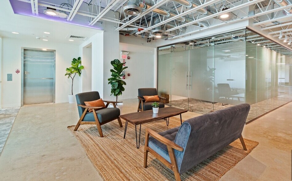 More Photos Of 820 W 41st St, Miami Beach Coworking Space