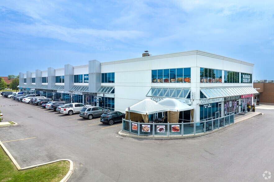 More Photos Of 7611 Pine Valley Dr, Vaughan Storefront Retail Office For Sale