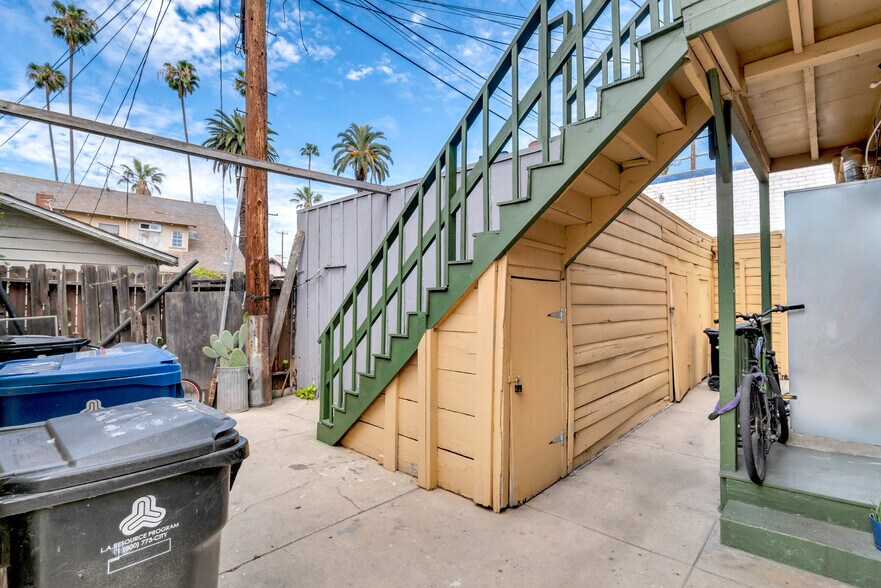 More Photos Of 2113 Venice Blvd, Los Angeles Apartments For Sale